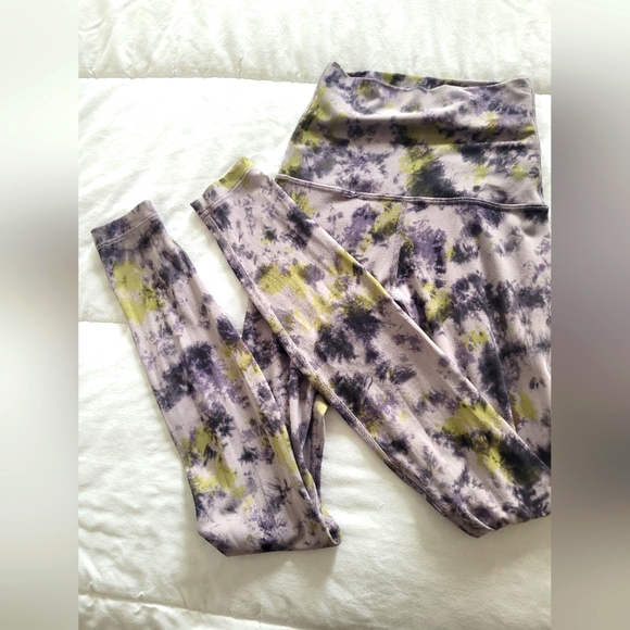 Lululemon Align Super High Rise Pant In Radial Tie Dye Mauve Size 2 - Picture 2 of 4